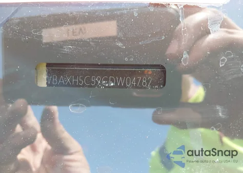 2012 BMW 528I xDrive z USA, uszkodzony, nr VIN WBAXH5C59CDW04782